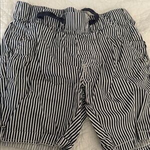 H&M Striped Dark Blue and White Shorts